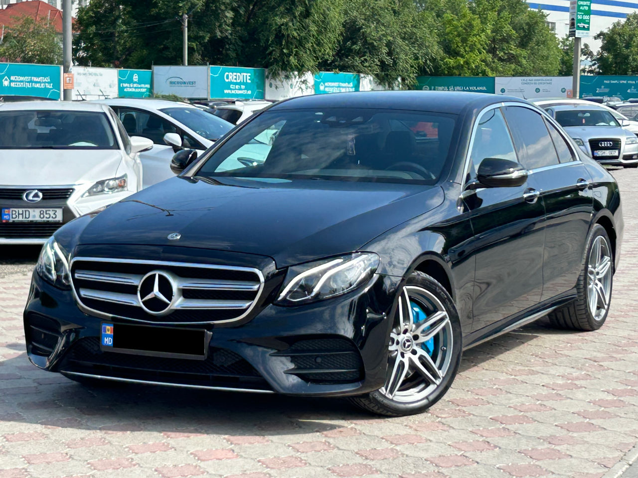 Mercedes E-Class foto 0