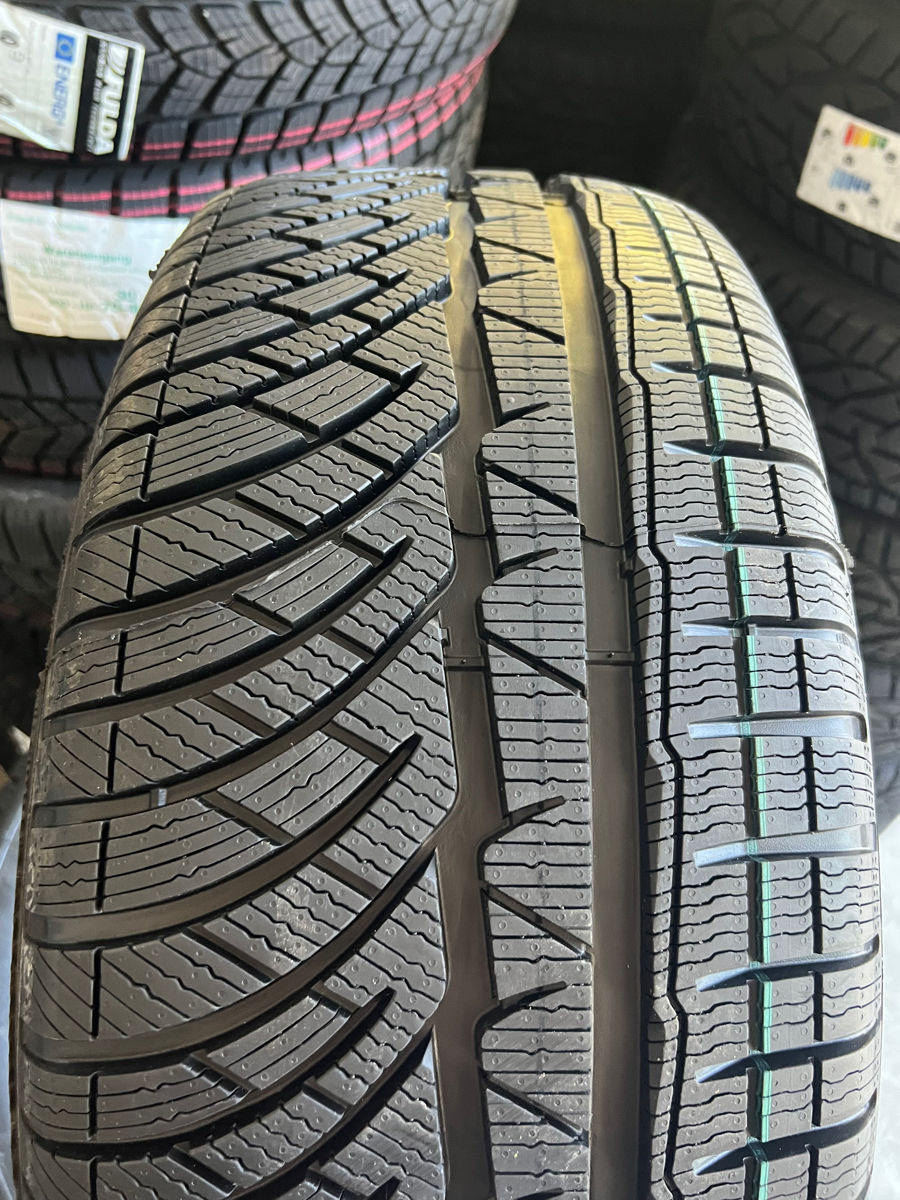 245/45 R18 Michelin Pilot Alpin PA4 Bmw/Mercedes Version