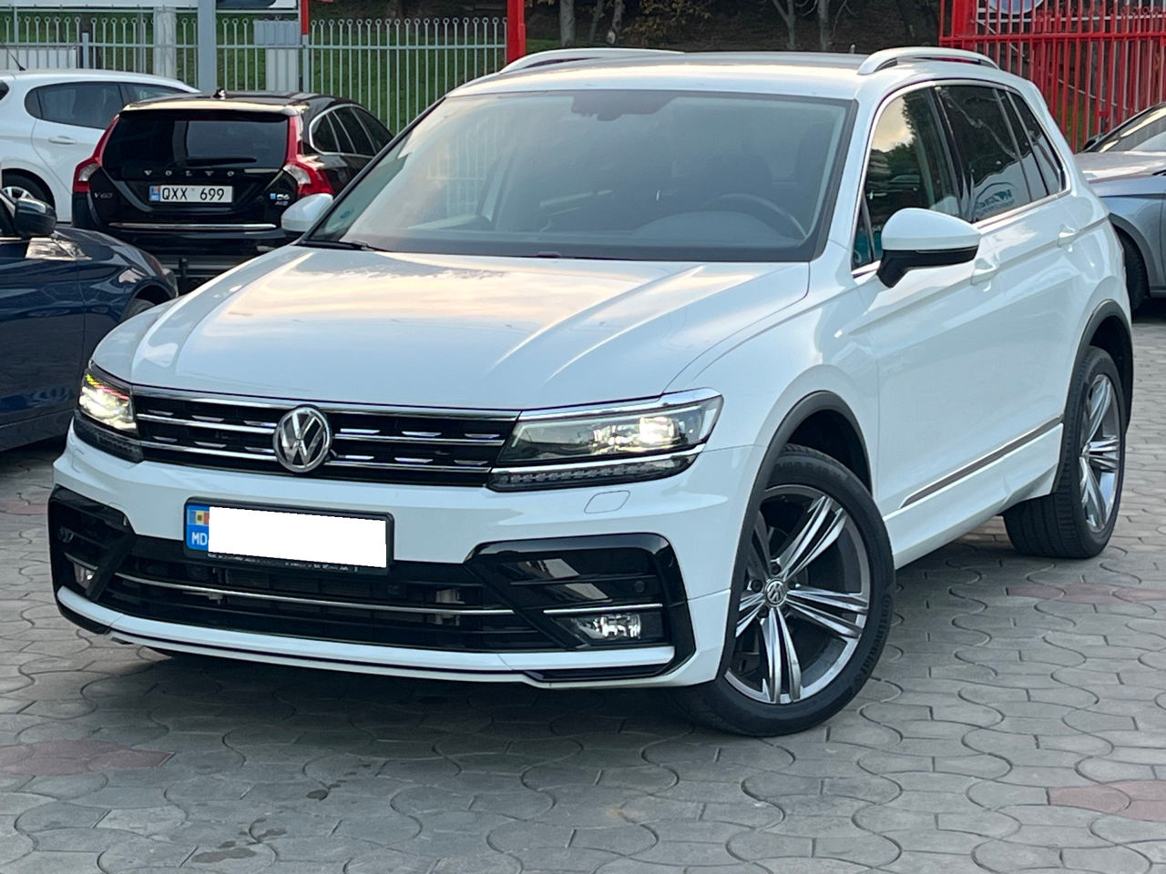 Volkswagen Tiguan foto 2