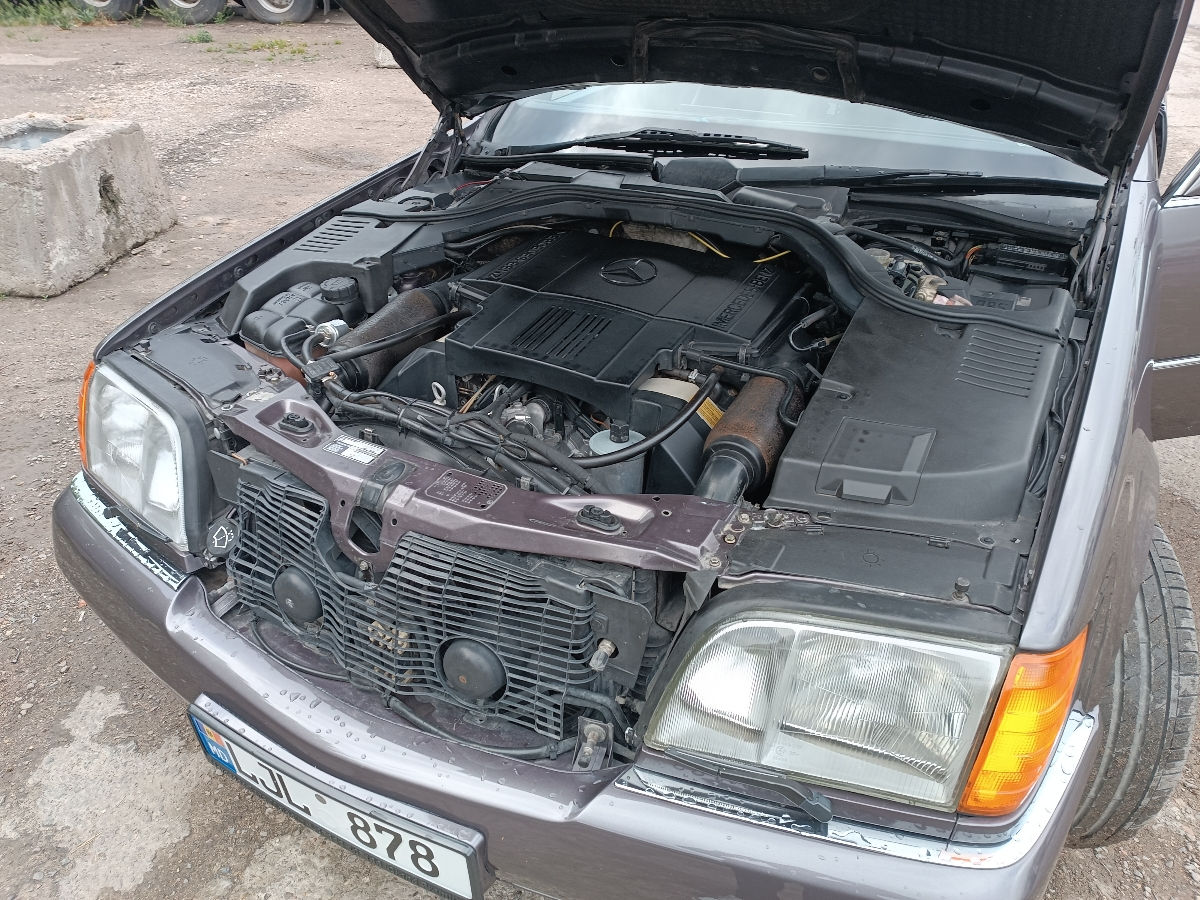 388000 Mercedes S-Class an. 1991 cu rulaj 388000 km, Gaz / Benzină (propan ...