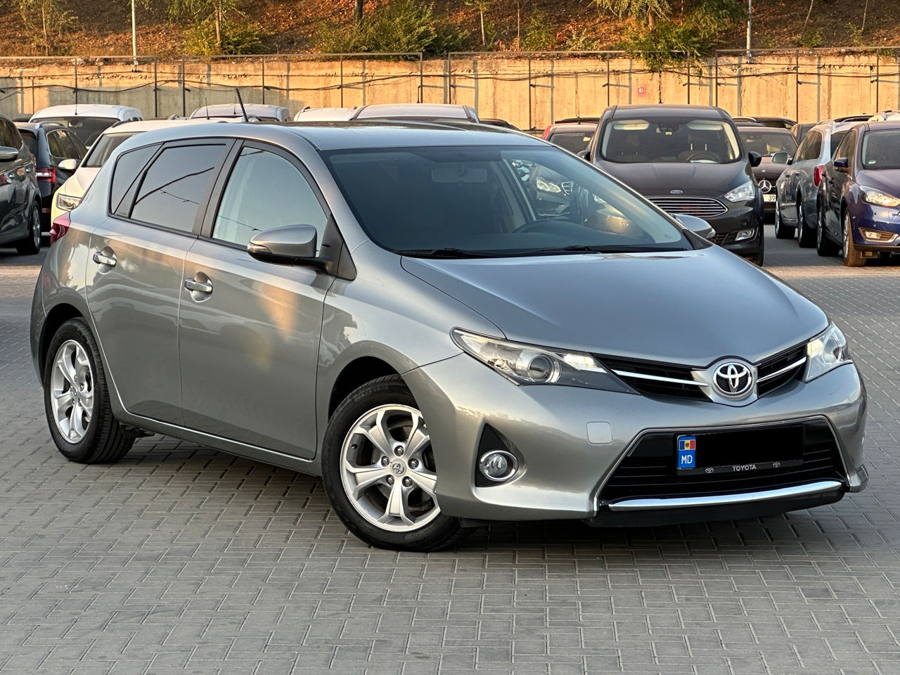 Toyota Auris foto 0