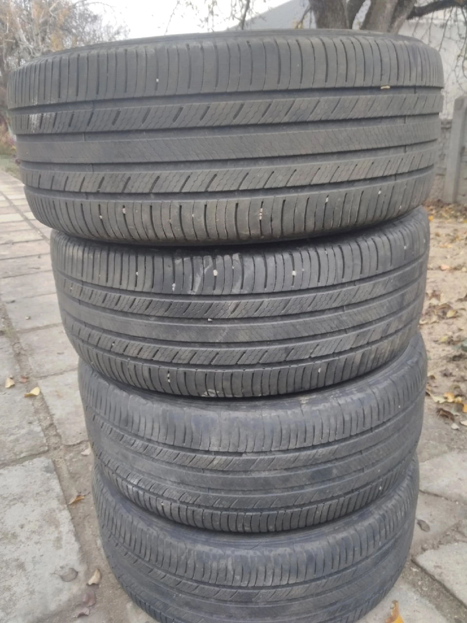 Шины R18/235/55