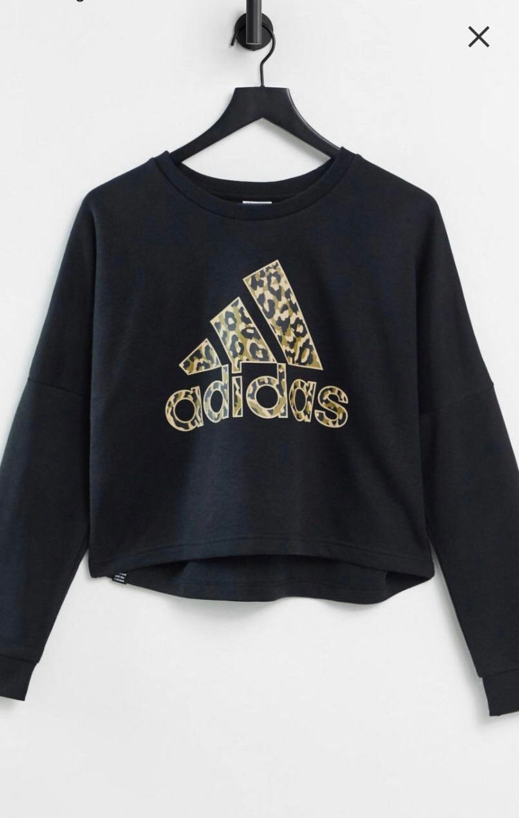 Top-uri Adidas, Nike, noi, pret intre 399-449 lei foto 3
