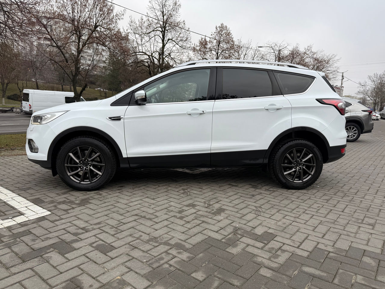 Ford Kuga фото 1