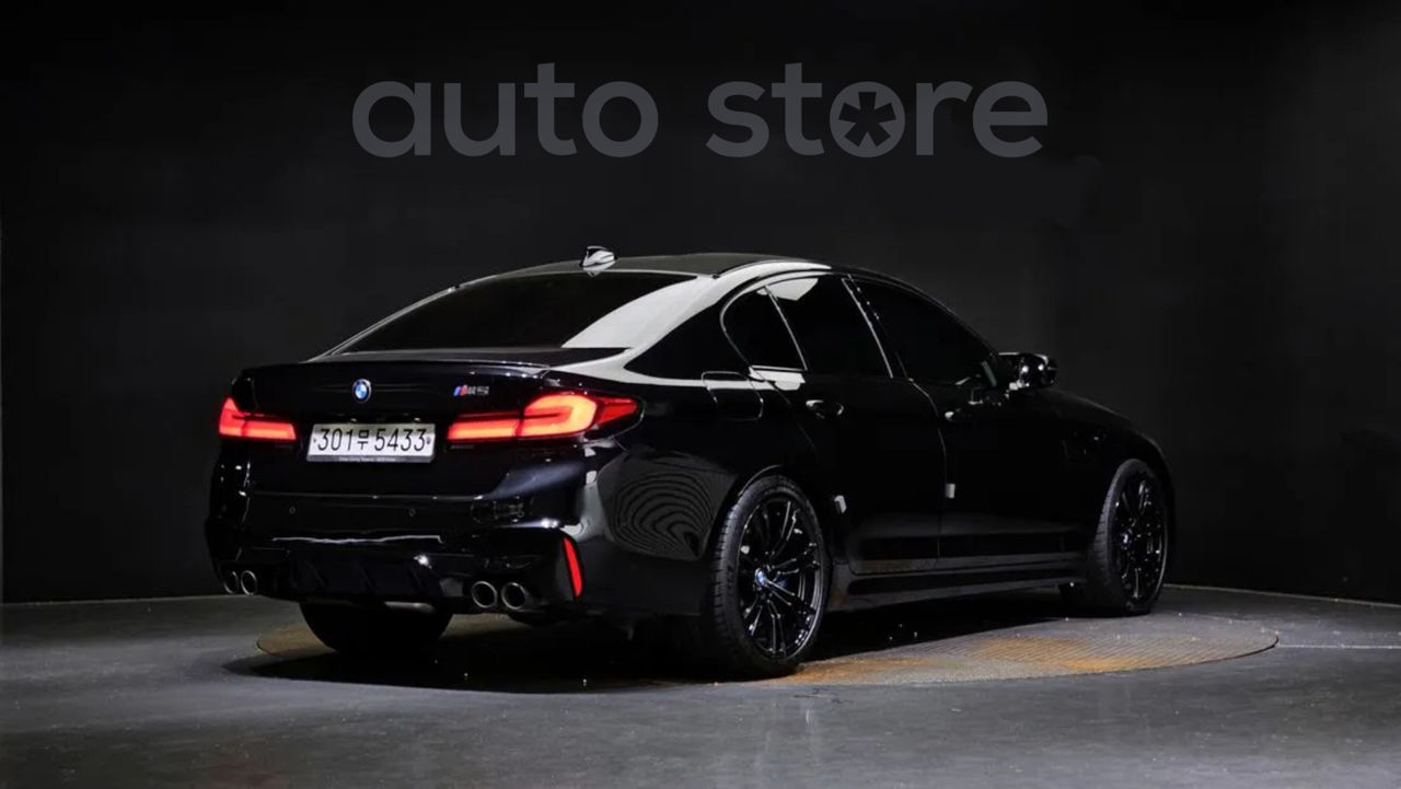BMW M5 foto 1