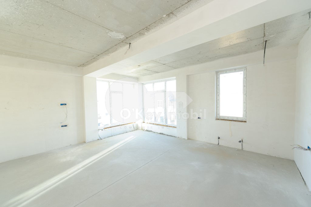 Duplex, 300 mp, versiune albă, 2 nivele + mansardă, Ciocana 249000 € ! foto 3