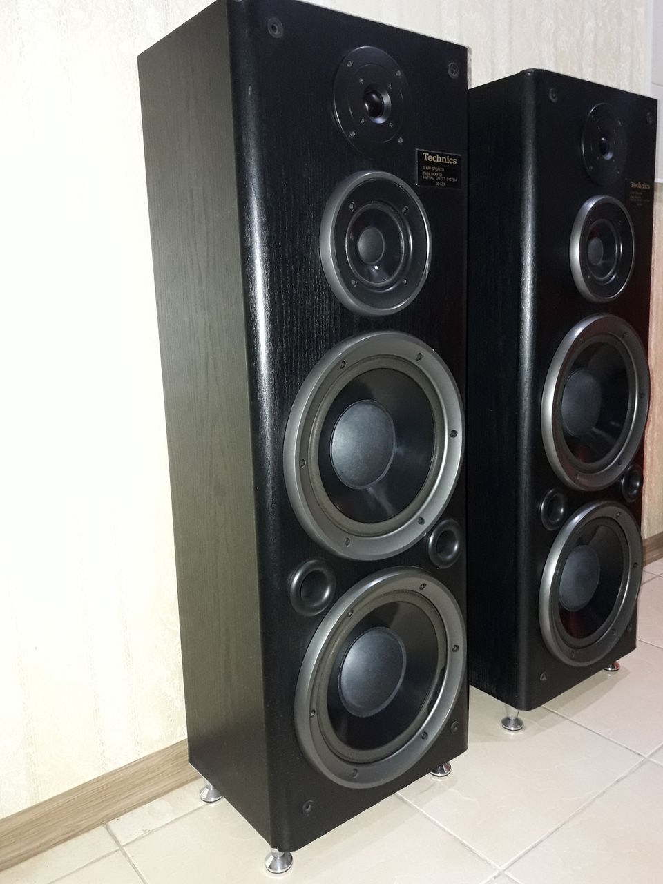Technics SBA33 8 Ом,260W