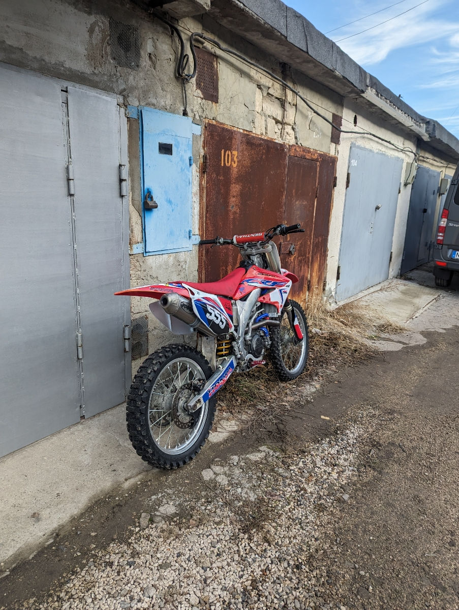 Honda CRF 450 foto 1