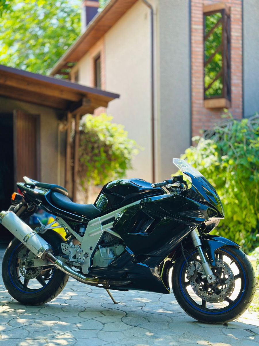 Hyosung GT 650 R foto 2