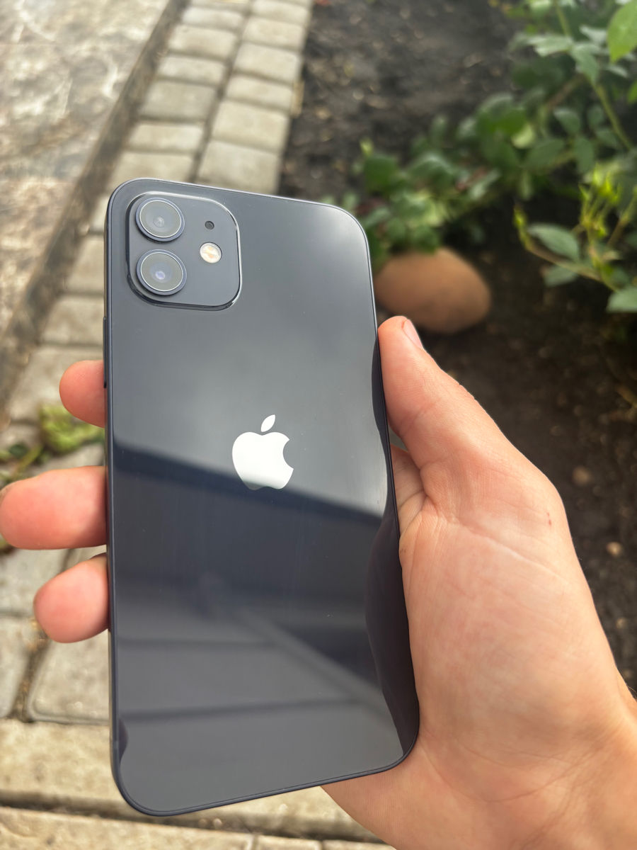 iPhone 12 64GB 80% bateria foto 1