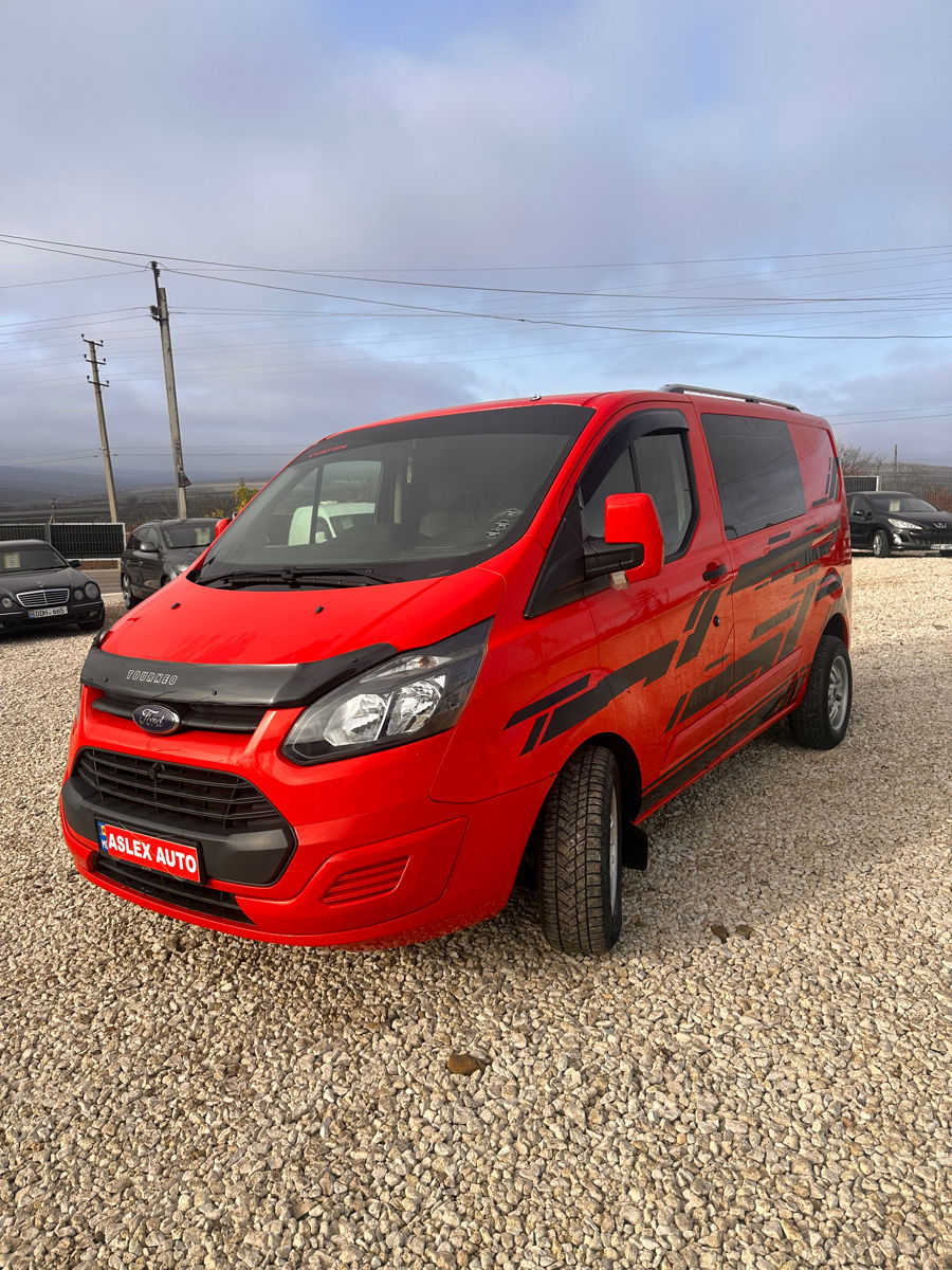 Ford Custom an. 2013 cu rulaj, Diesel, 9200 €