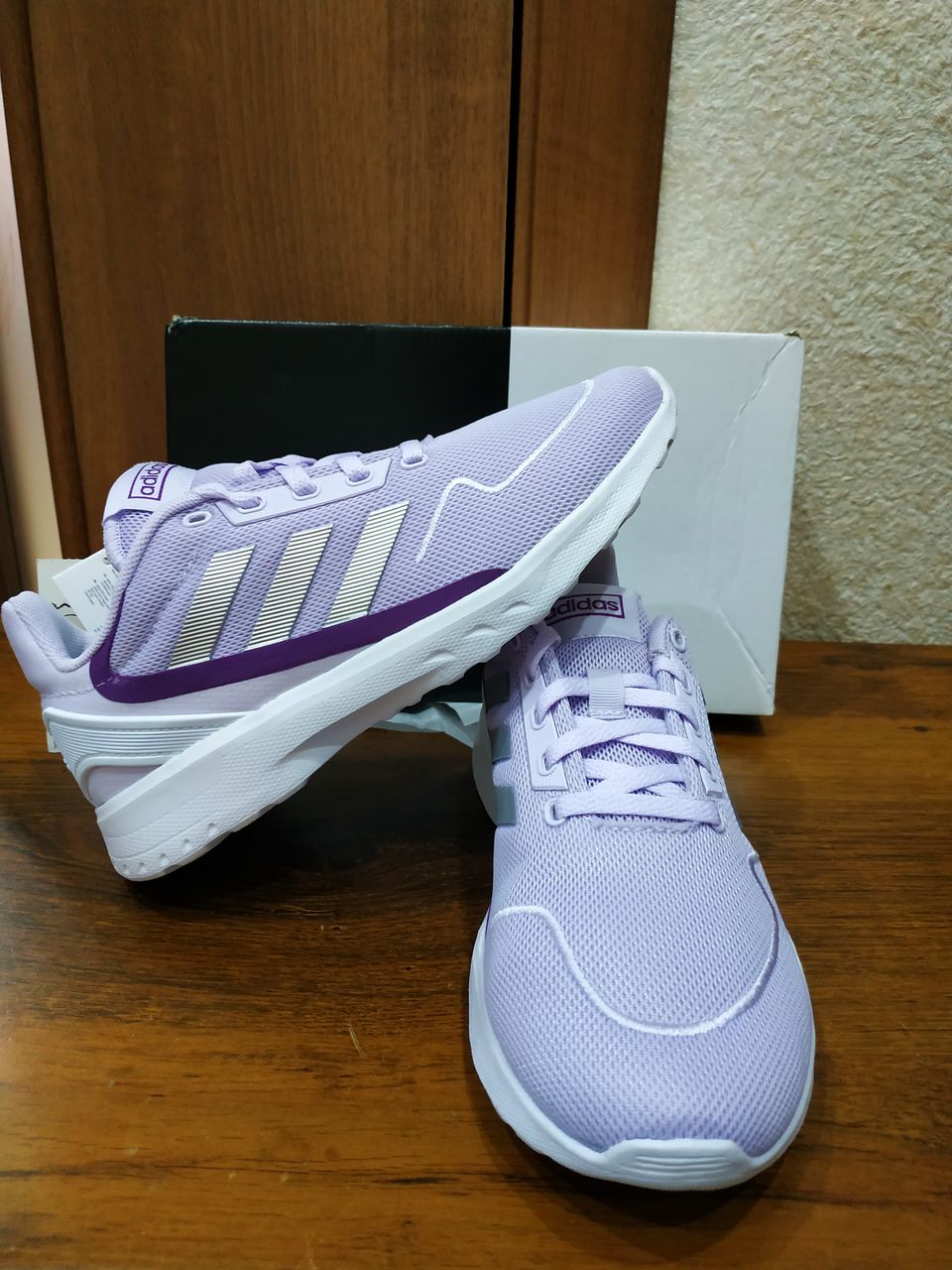 Новые кроссовки Adidas. Оригинал