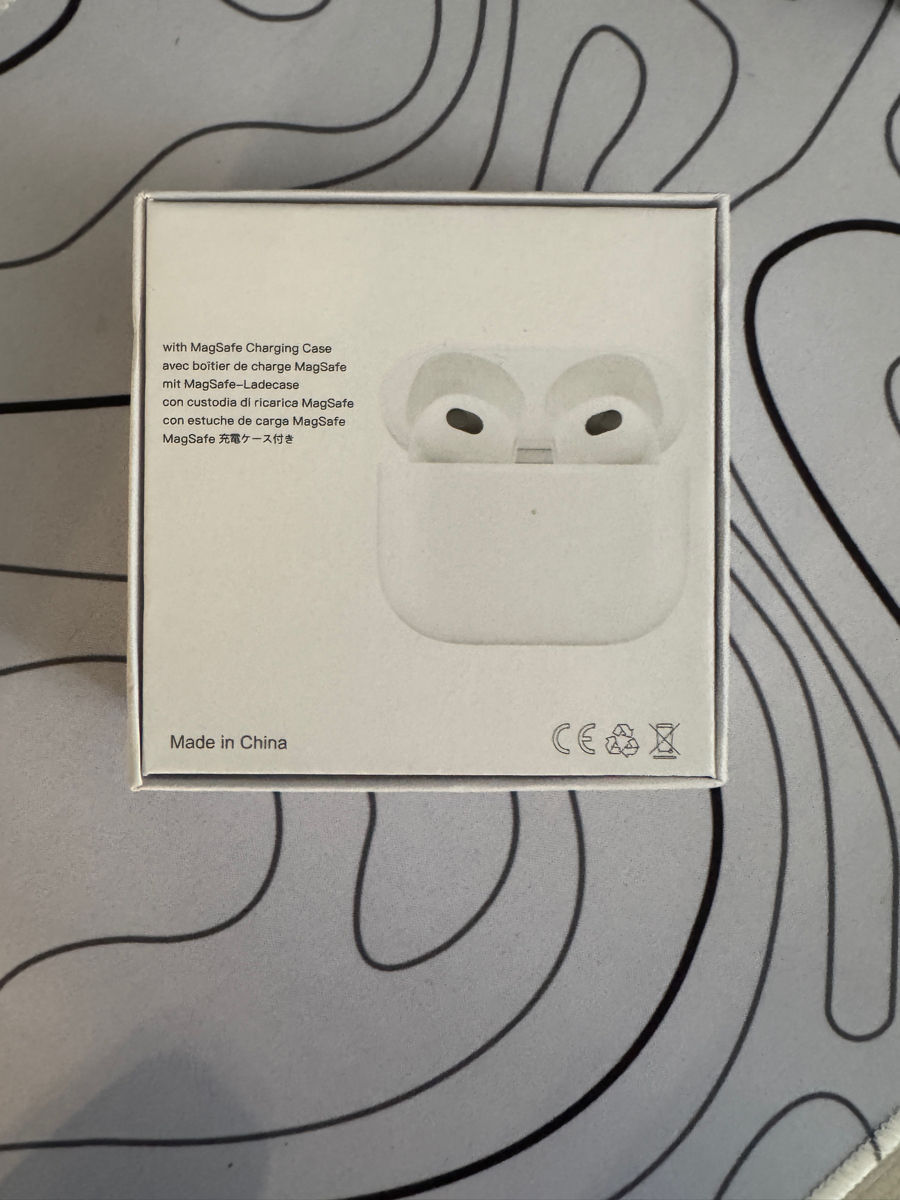AirPods 3  фото 2