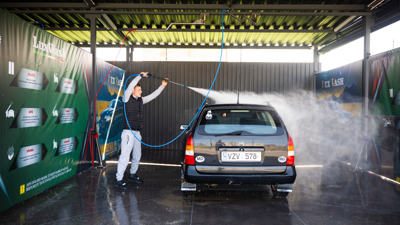 Spalatorie Auto self-service la cheie foto 3