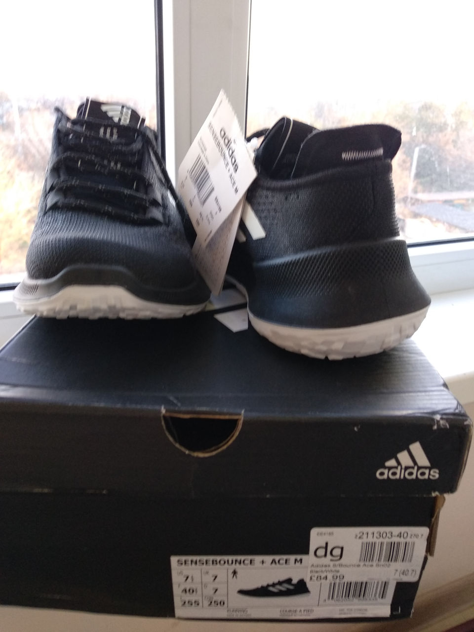 Adidas кроссовки фото 3