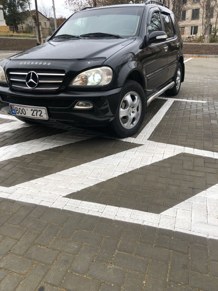 Mercedes M-Class foto 3