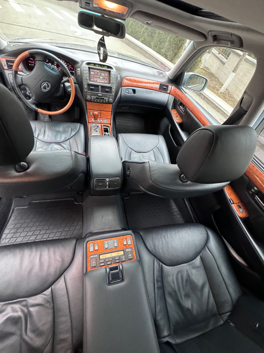 Lexus LS Series foto 7
