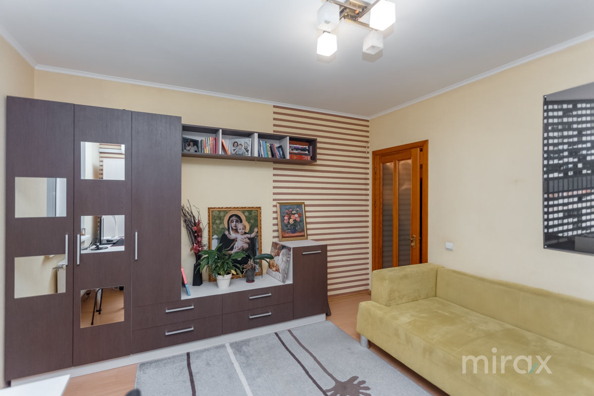 Apartament cu 3 camere, 104 m², Râșcani, Chișinău foto 4