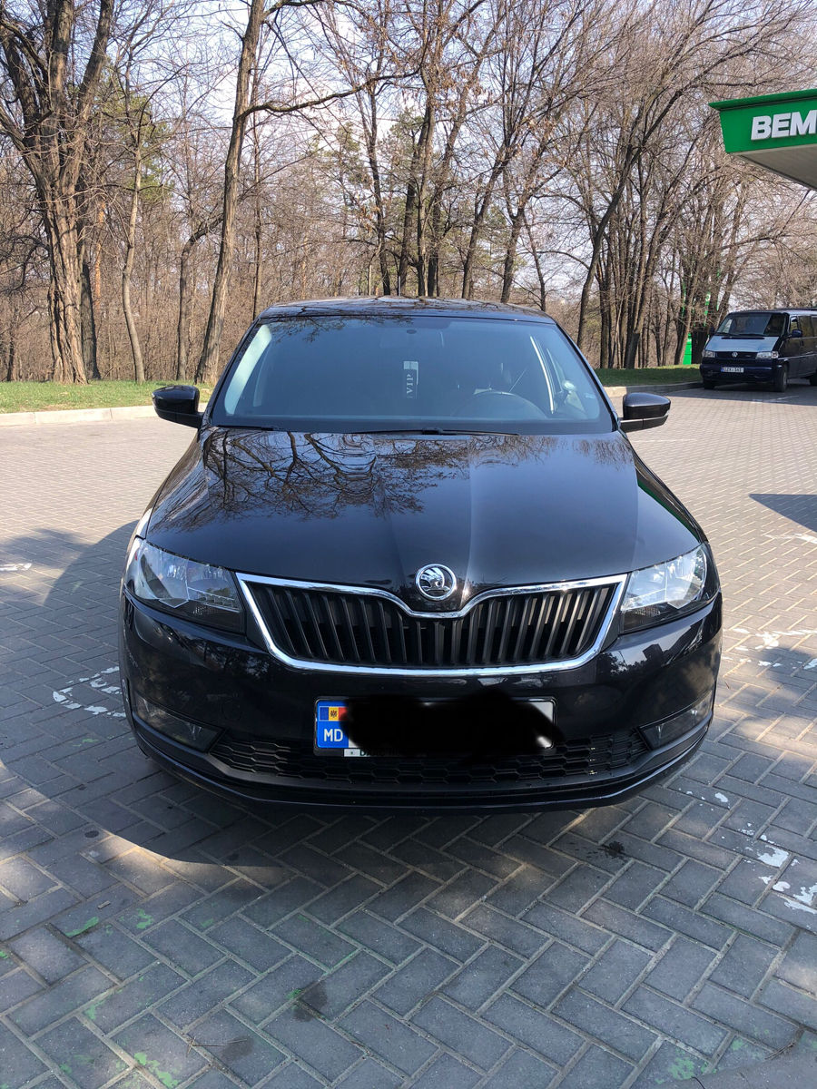 Skoda Rapid foto 1