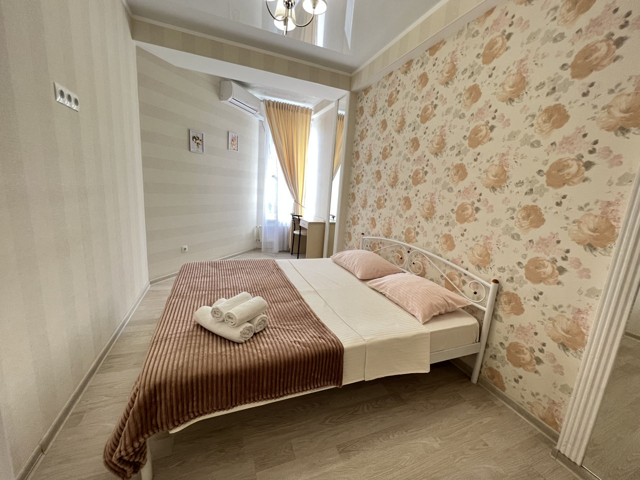 Apartament cu 2 camere, 60 m², Centru, Chișinău foto 3