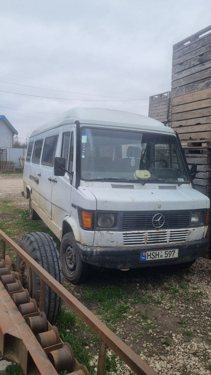 Mercedes 310d foto 0