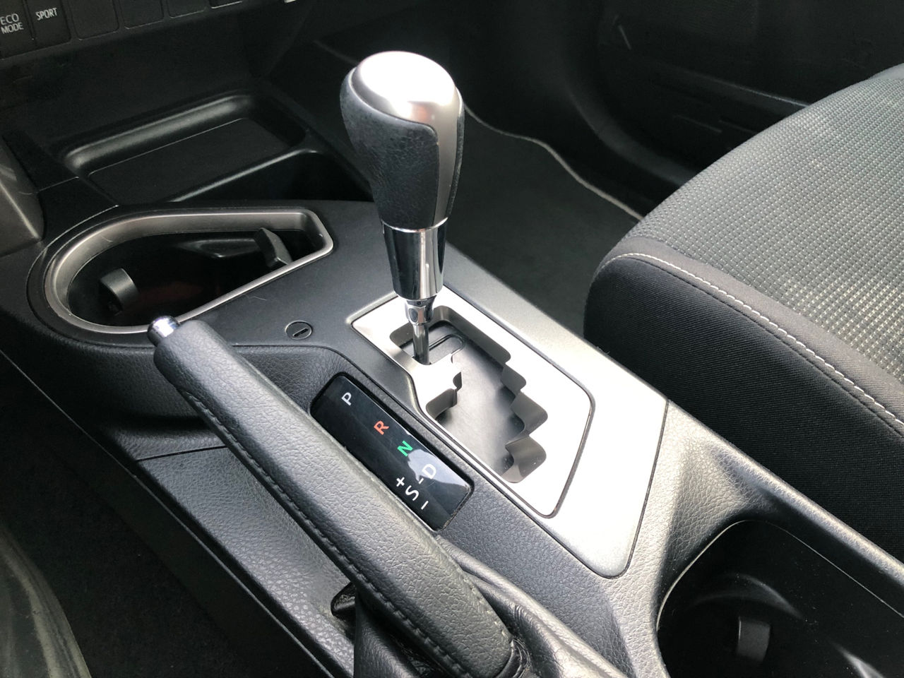 Toyota Rav 4 foto 13