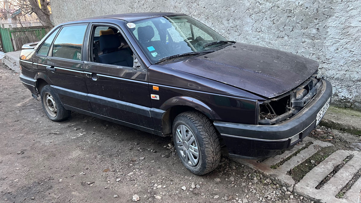 Запчасти Passat B3 foto 0