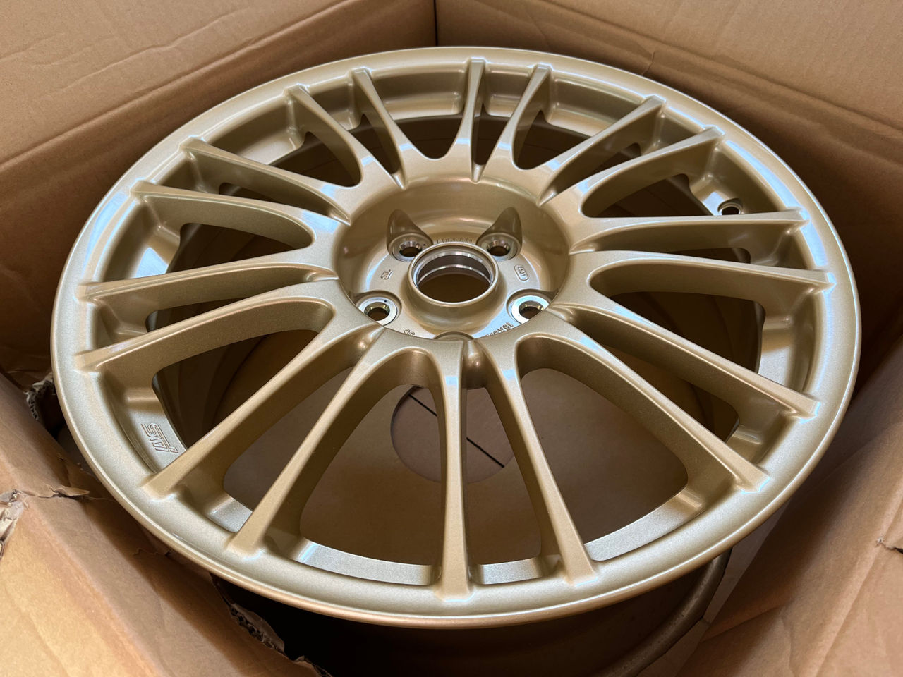 Кованые диски bbs subaru sti foto 3