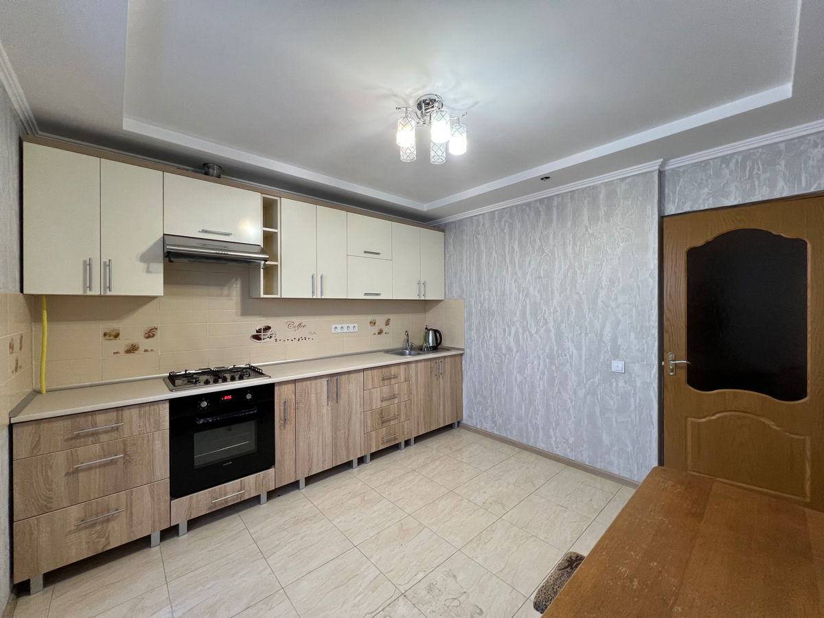 Apartament cu 2 camere, 70 m², Durlești, Chișinău foto 5