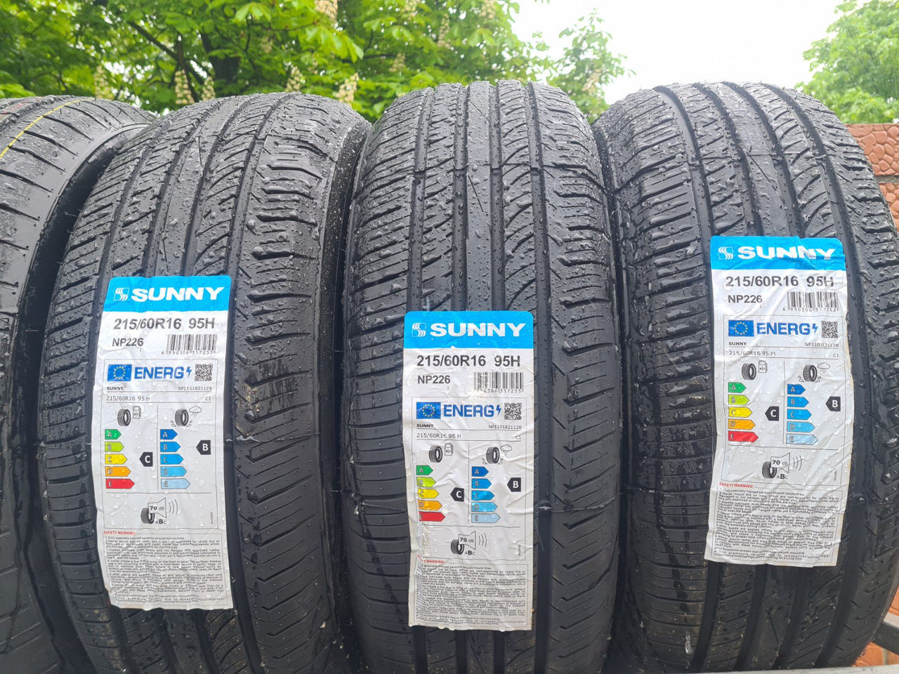 Шины Sunny 215/60 R16 фото 0