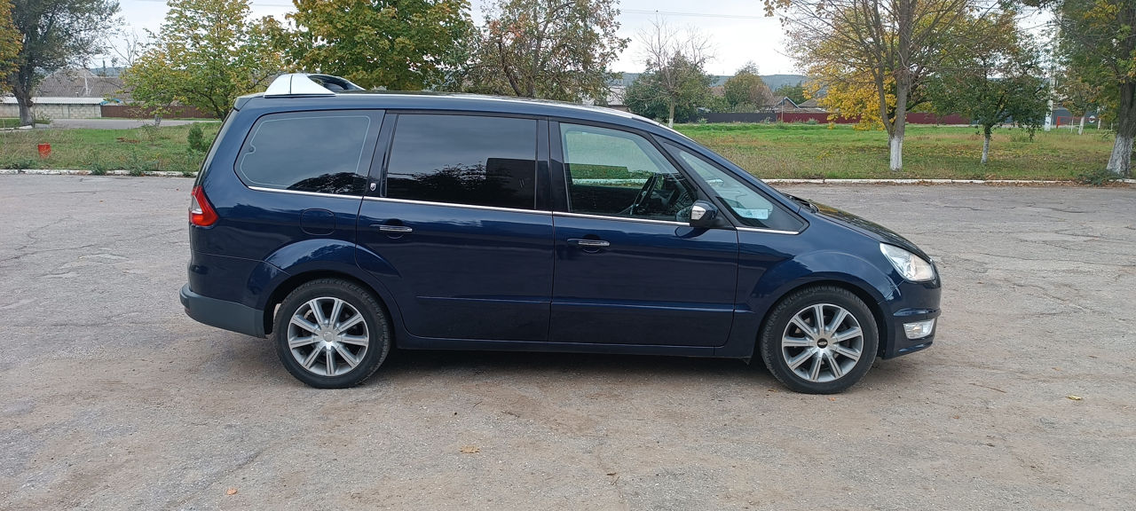 Ford Galaxy foto 6