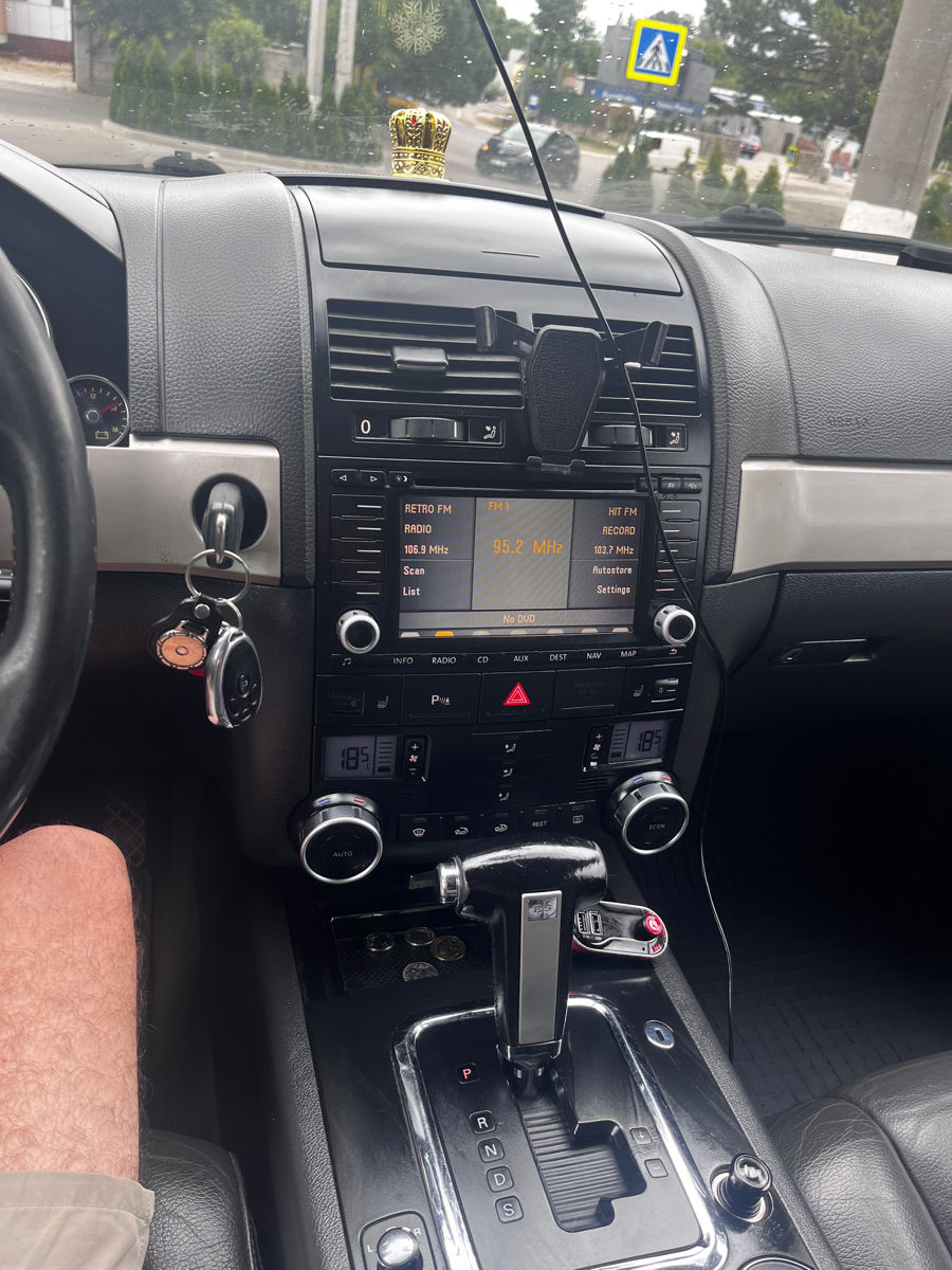 Volkswagen Touareg фото 7