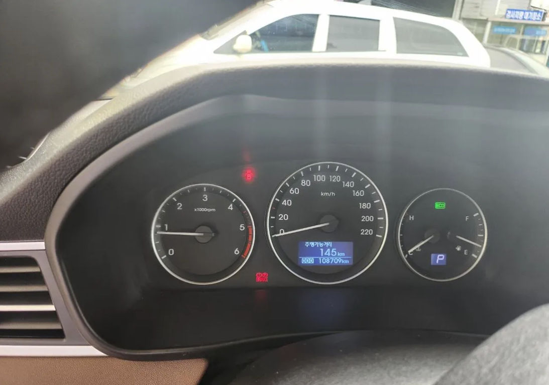 Hyundai Grand Starex фото 2
