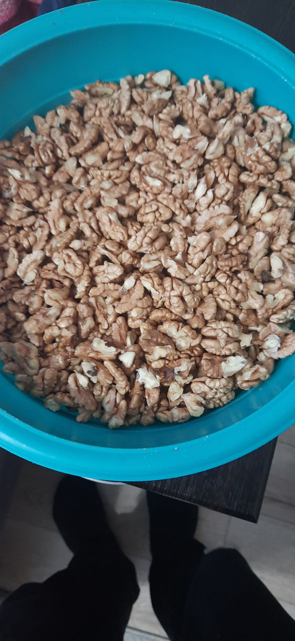 Продаю орехи в болших и малых количествах