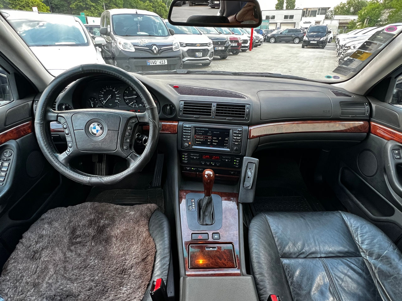 BMW 7 Series foto 7