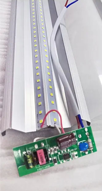 Lampa LED montata la suprafata 28W 90cm 6500K foto 2