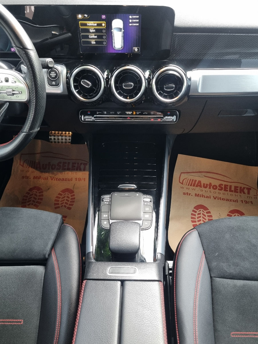 Mercedes GLB 2022 photo 13