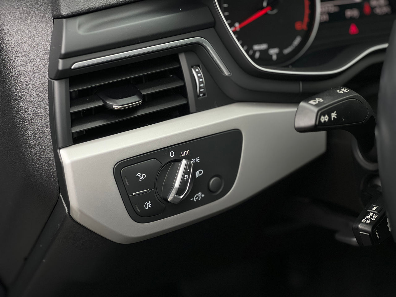 Audi A4 foto 7