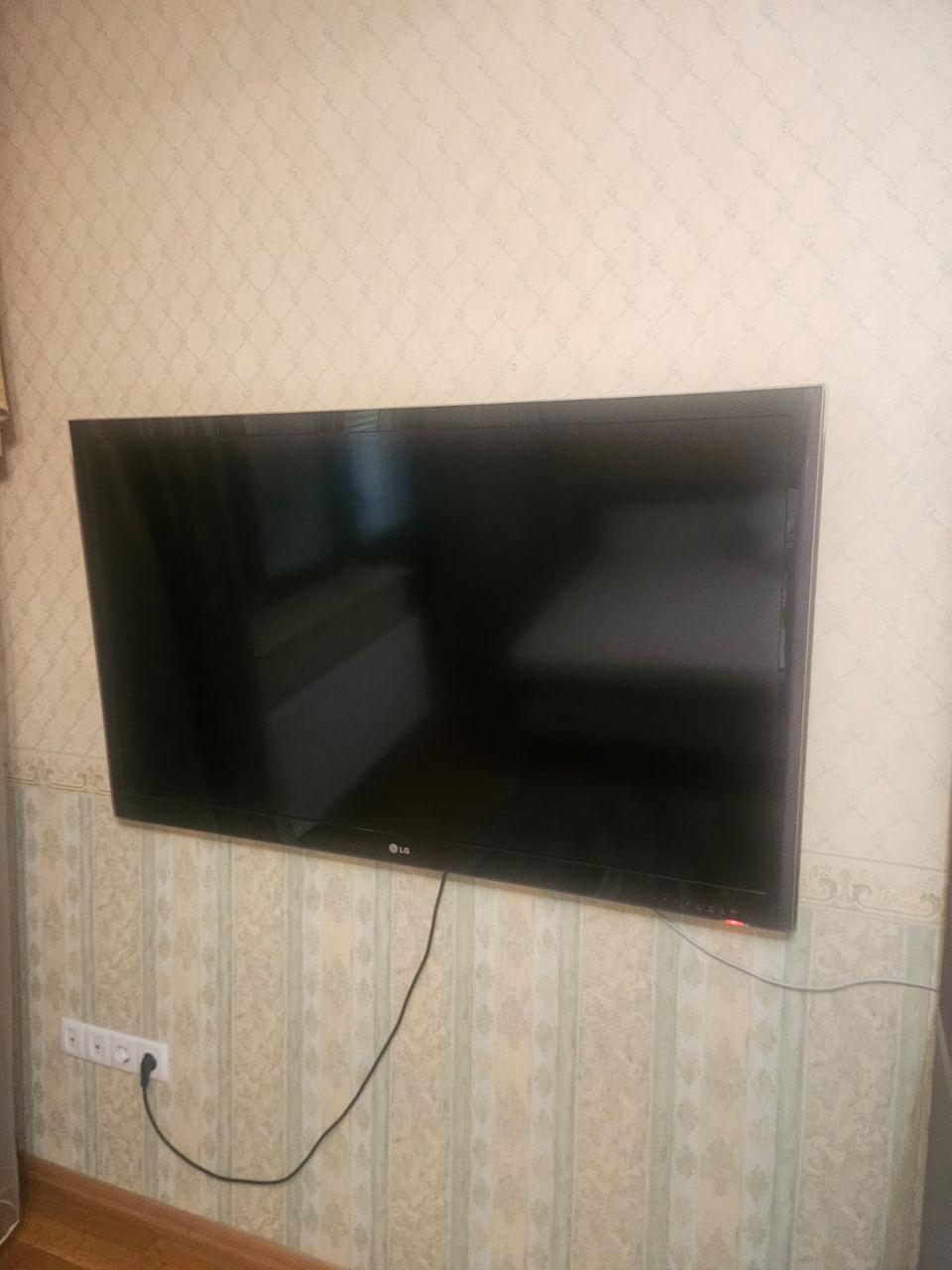 телевизор LG foto 0