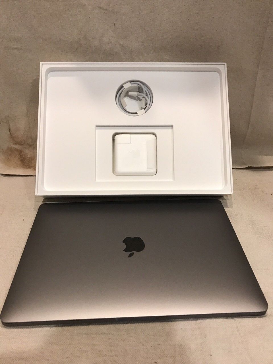Macbook Pro 13 Retina 256 Gb Saturn Apple MacBook Pro 13 Retina+ (Late 2016, Model A1708) - Состояние