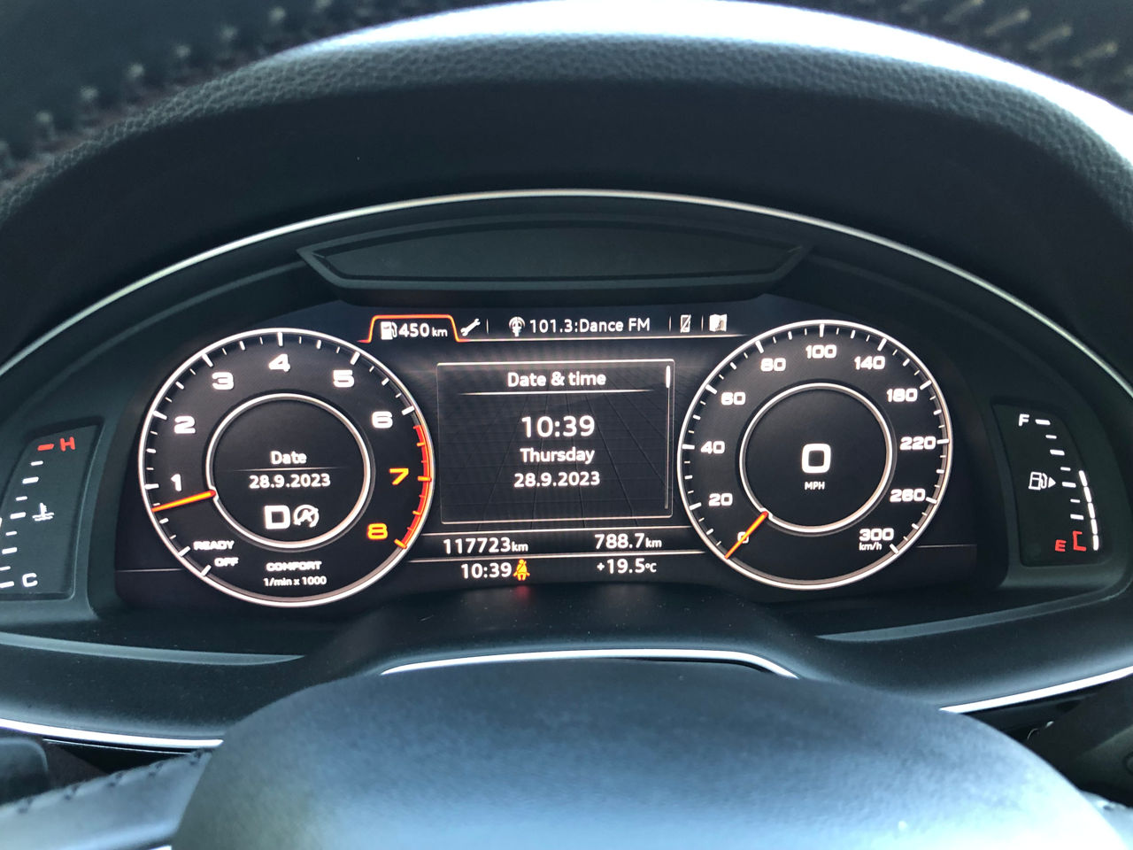 Audi Q7 фото 13