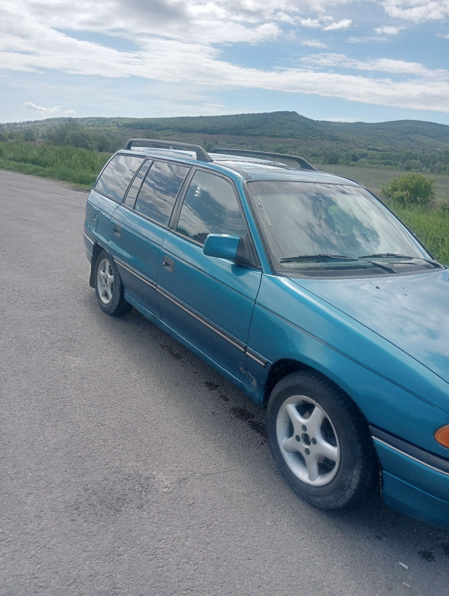Opel Astra foto 5
