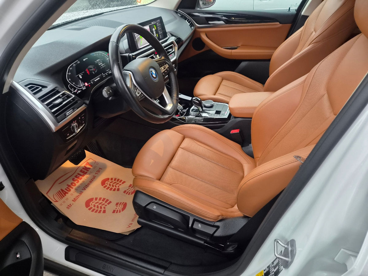 BMW X3 2022 photo 9
