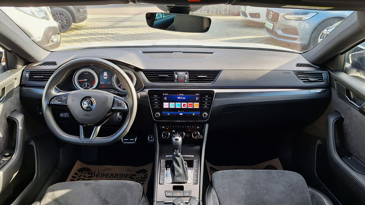 Skoda Superb foto 8