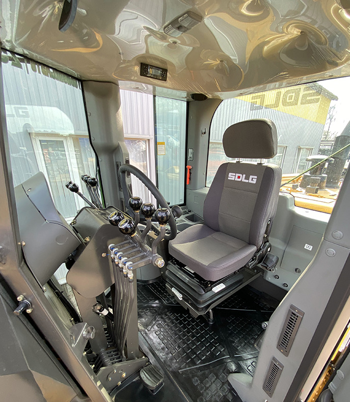 Autogreider SDLG G9190F (volvo C Series) фото 3