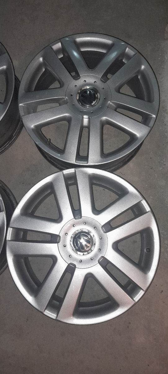 5/112 R17 Et 54 7J dia 57.1 Wolksvagen pasat, Sharan, touran,,,,, foto 2