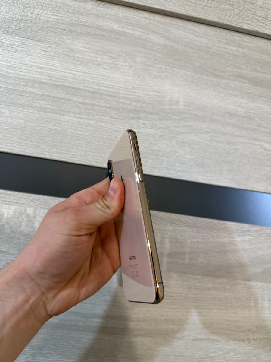 iPhone XS  foto 2