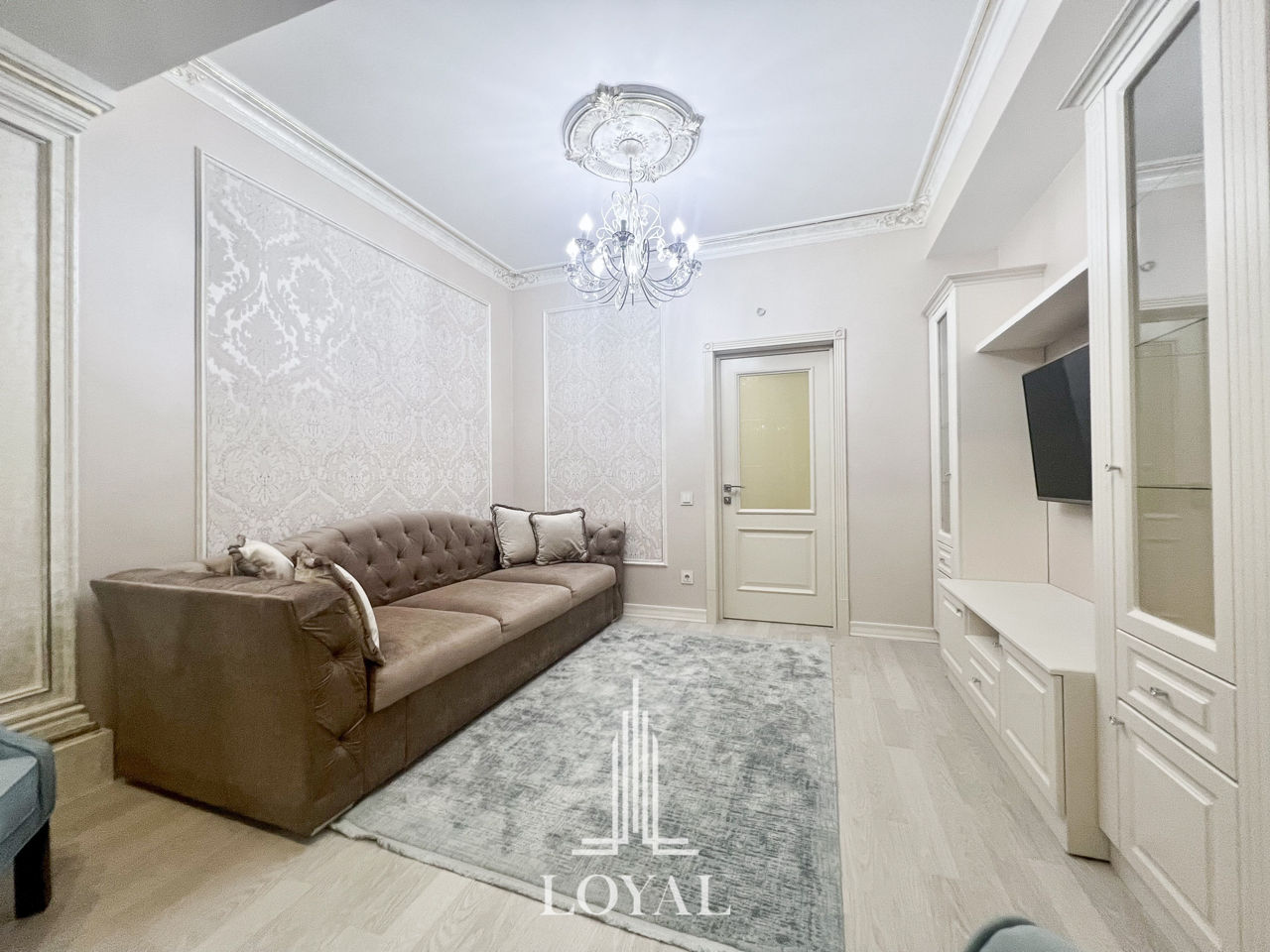 Apartament cu 2 camere, 74 m², Centru, Chișinău foto 3