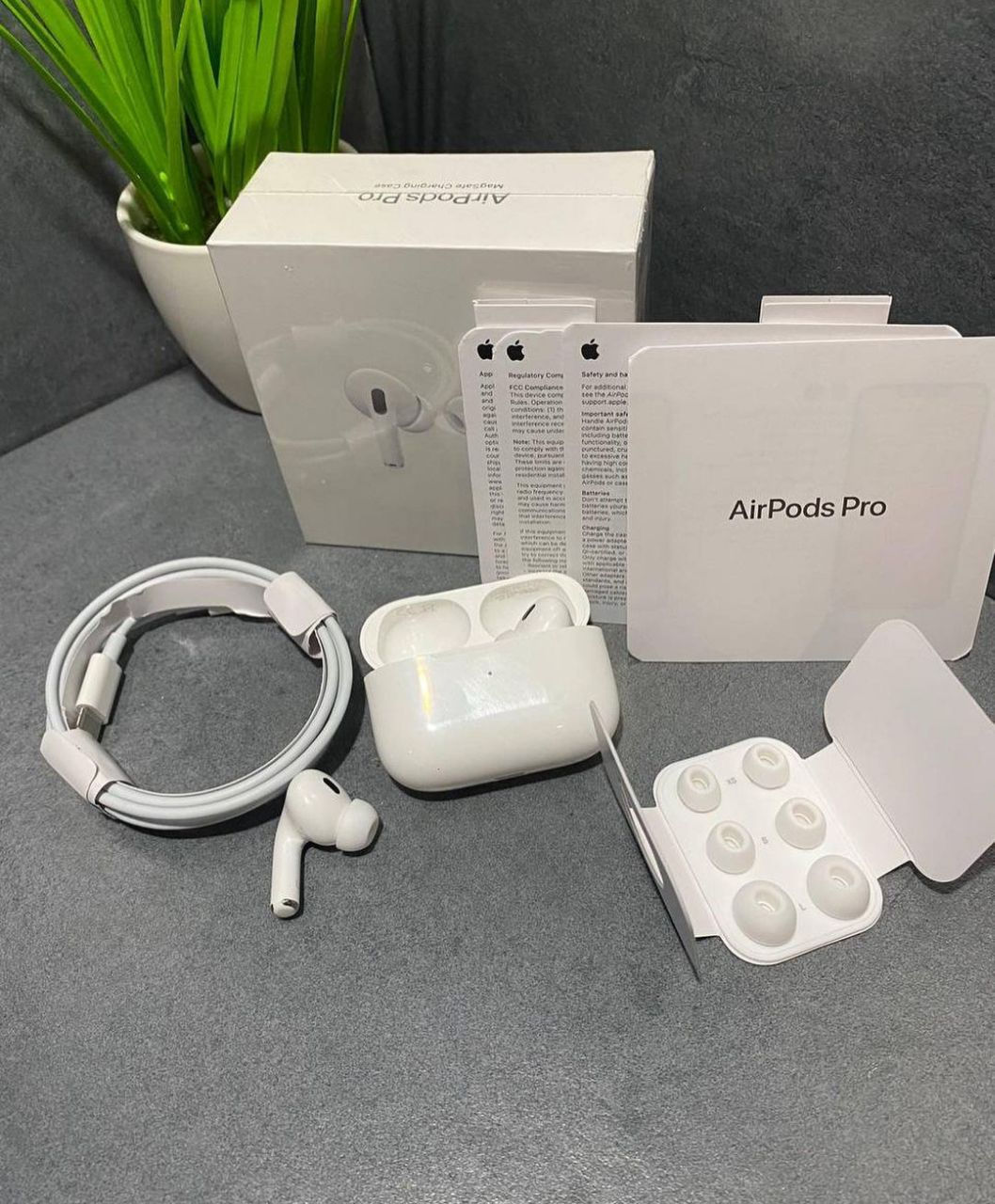 Apple AirPods Pro 2 la super preţ ! foto 0
