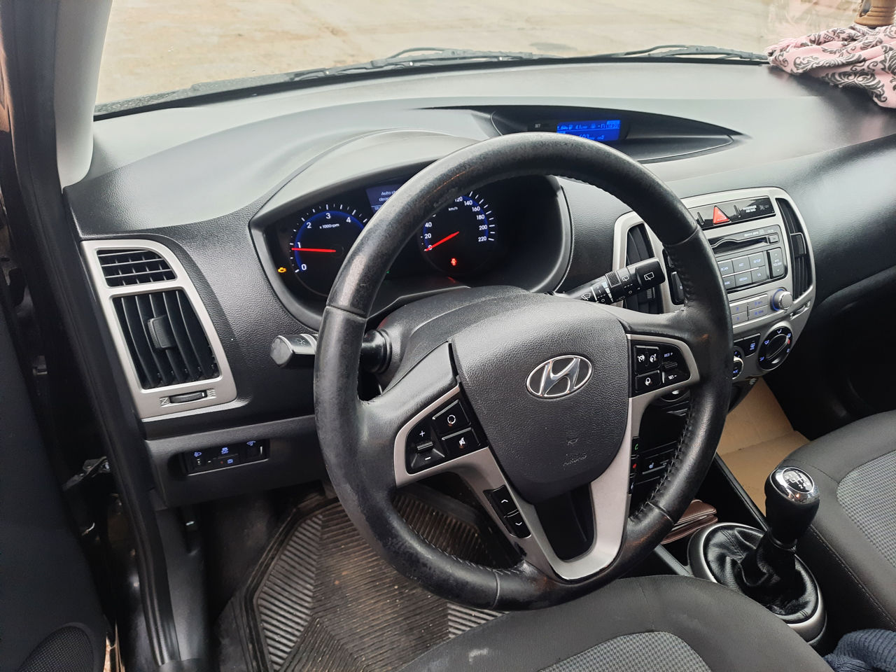 Hyundai i20 foto 2